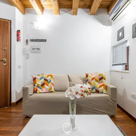 Arquer 22 - Marina District *